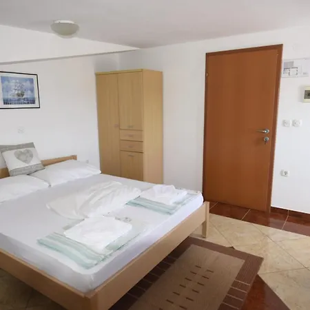 Puzek Lejlighed Bibinje